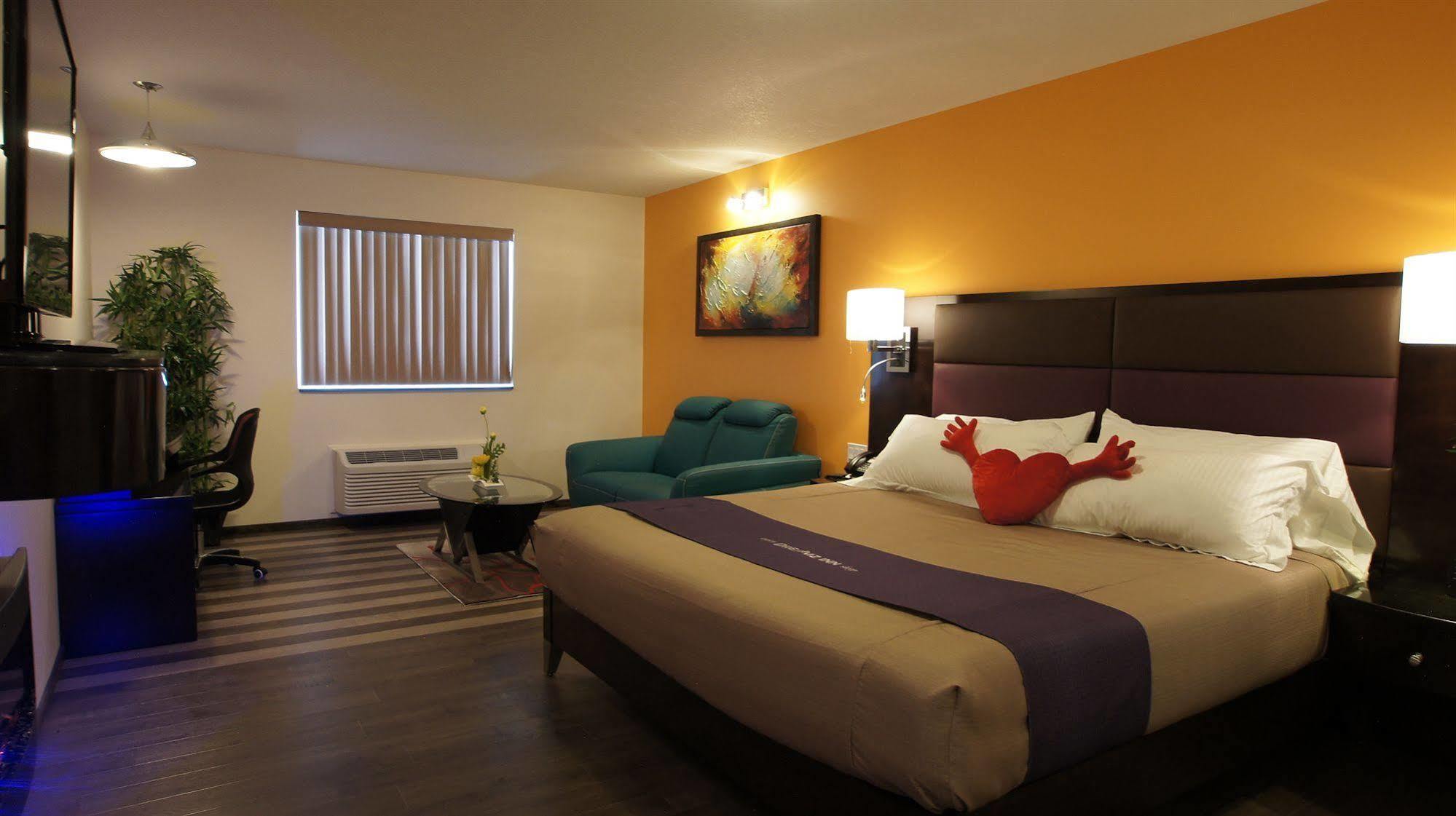 Dreamz Inn Goderich Exterior photo